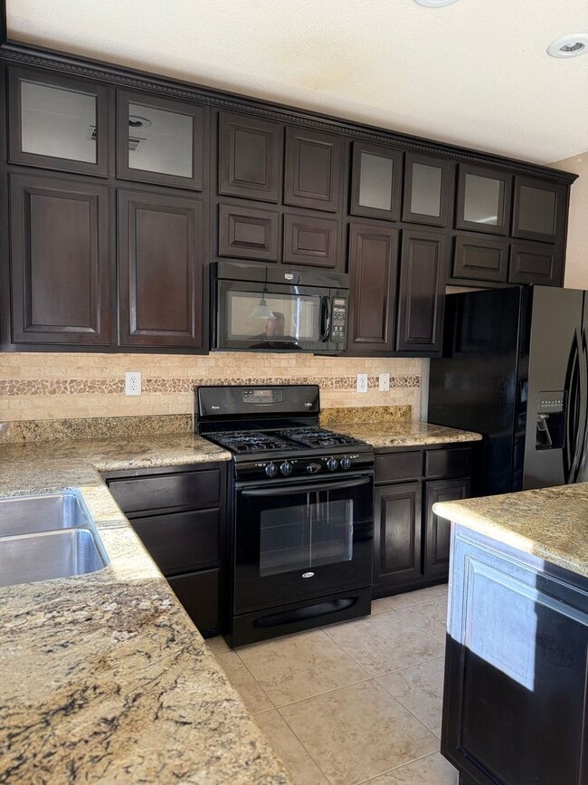 Photo - Fabulous Floor-Plan in Paradise Court!