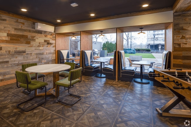 The Bryn - 5600 N Sheridan Rd