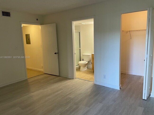 7670 Westwood Dr Unit 703