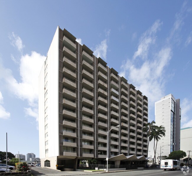 Punahou Circle Apartments - Punahou Circle Apartments