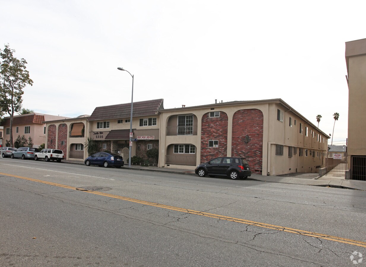 5330 Franklin Ave - 5330 Franklin Ave