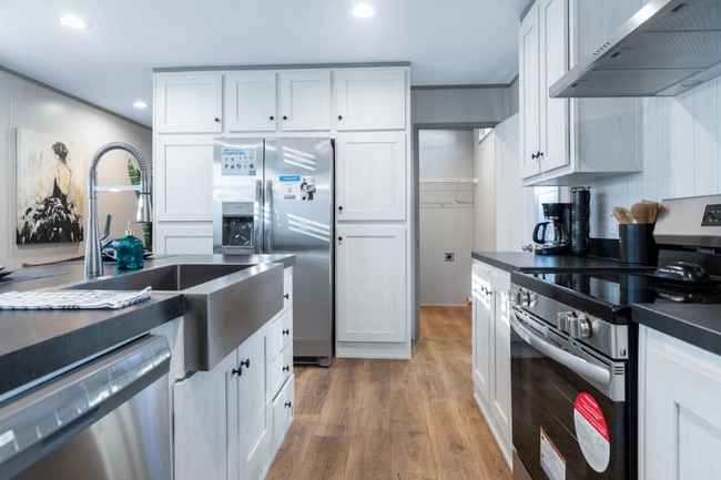 Photo - 10118 Falvey Lk Ln