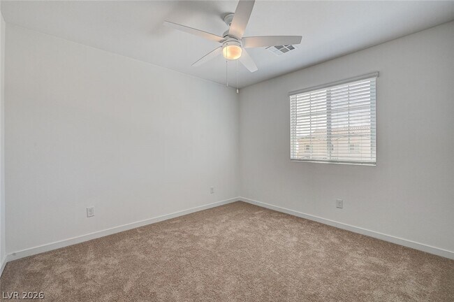 Photo - 324 Lupton Ave