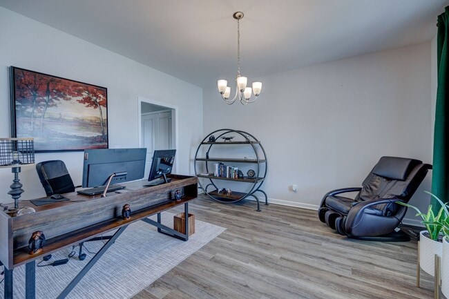Photo - Luxurious 3 bedrooms 2.5 bath home in Nort...