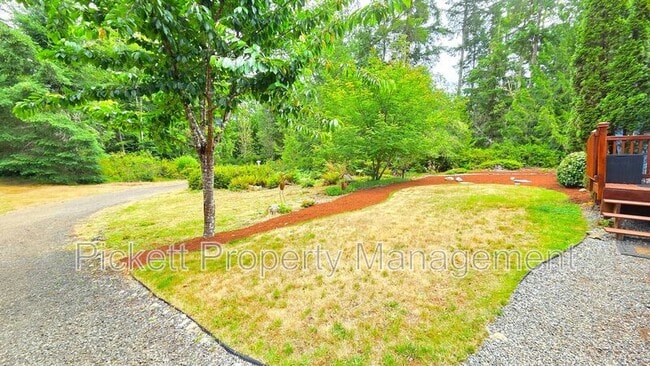 331 Dewatto Rd W