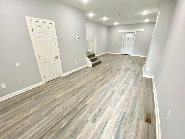 Photo - 4753 N 12th St