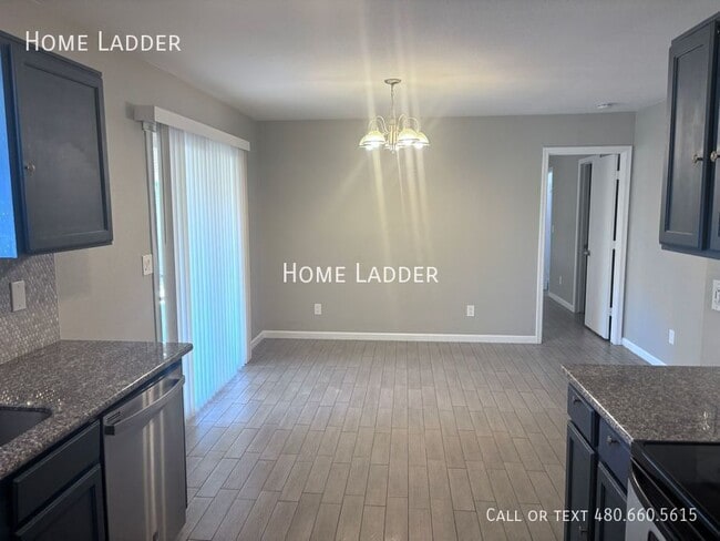 Photo - 7213 W Hilton Ave