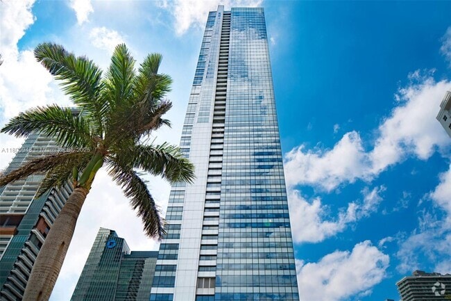 Building Photo - 1425 Brickell Ave Unit 58C Rental