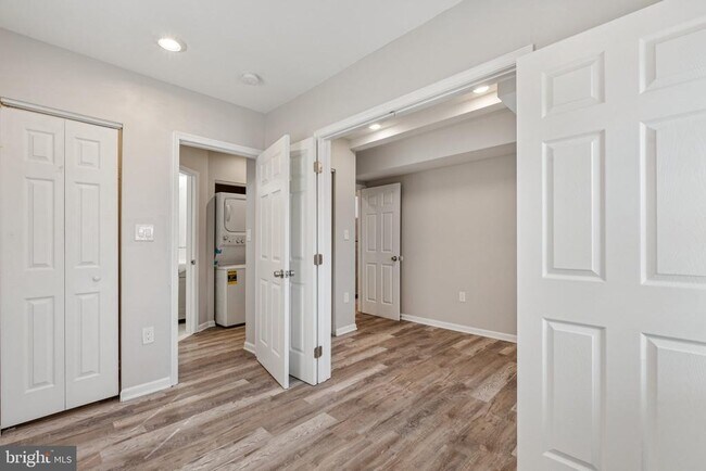 Photo - 430 Condon Terrace SE