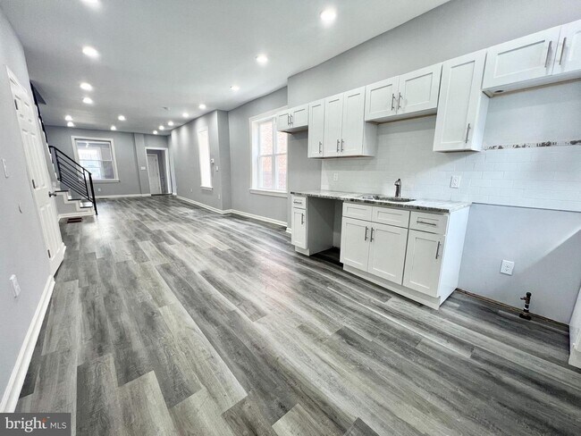 Photo - 5532 Chancellor St