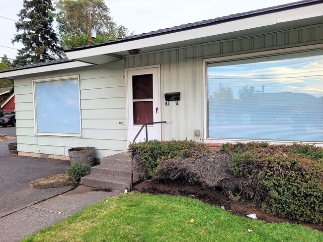 Photo - 824 NE 4th St Unit #824