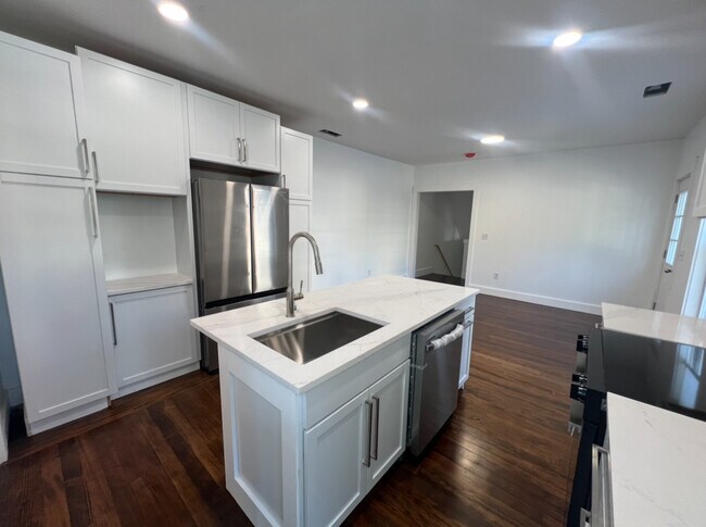 Photo - 10 Stark St Unit 10-2