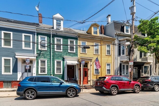Photo - 58 G St