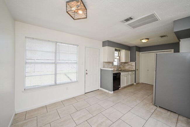 Photo - 14222 Bateau Dr