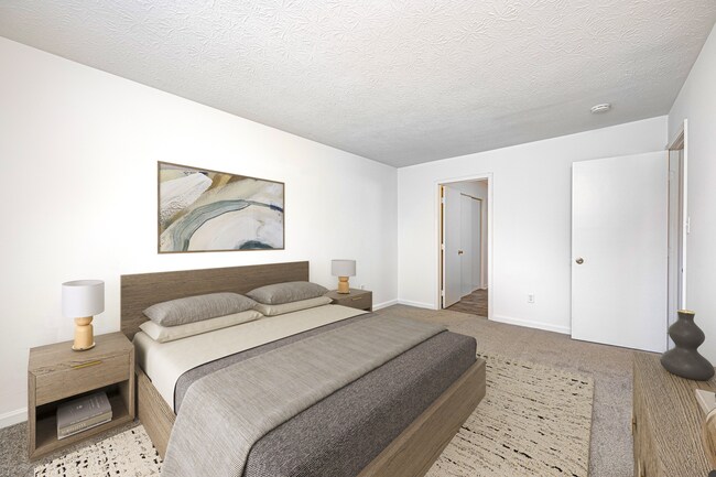 Photo - Greenfield Knoll Apartments