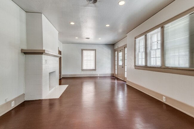 Photo - Rare & Classic Oak Lawn House | Great Location | Huge Backyard