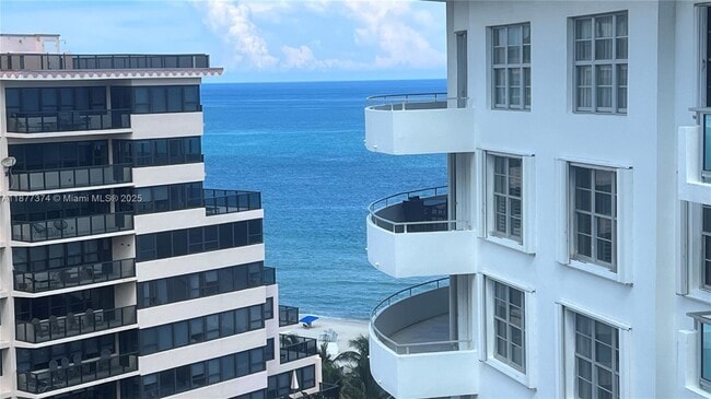 Photo - 5161 Collins Ave Unit 1701
