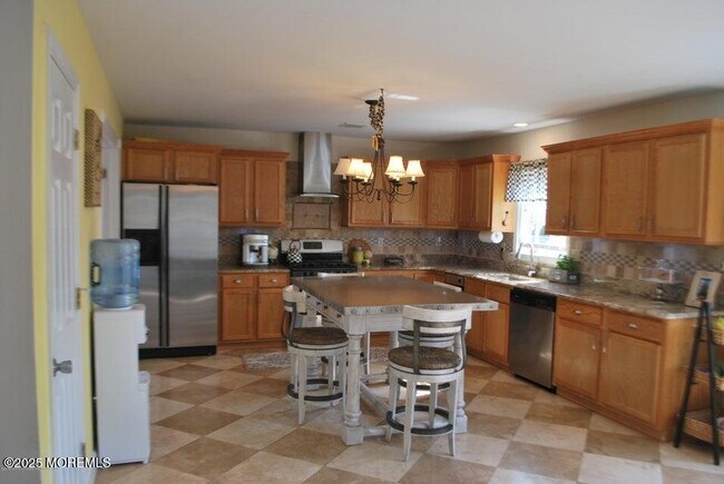 Photo - 203 Sunrise St