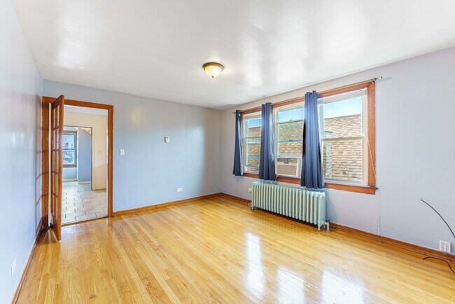 Photo - 6255 W School St