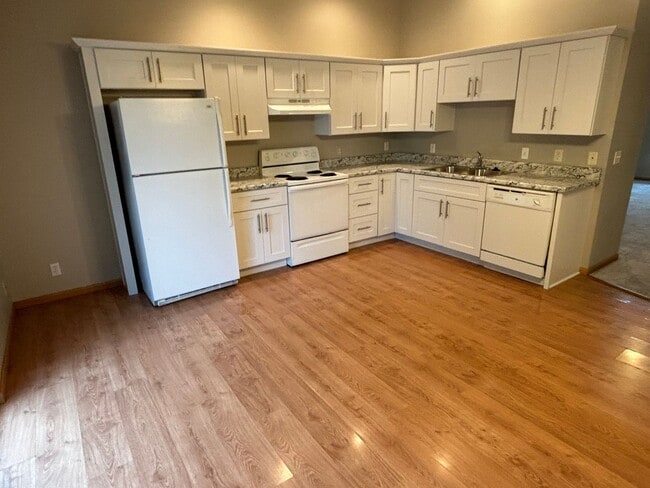 1024 Donnie Ct