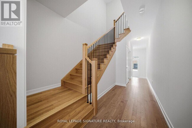 Photo - 1201 Dartmouth Cres