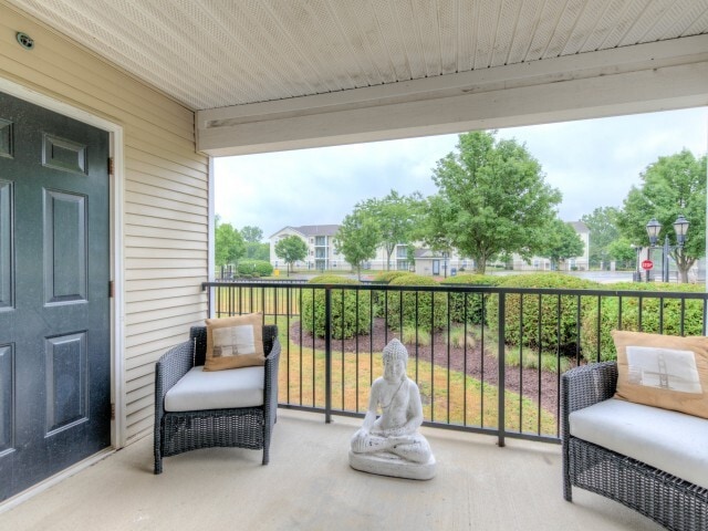 The Landings at Chandler Crossings