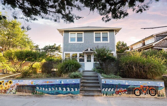 Photo - 696 Ocean Breeze Walk