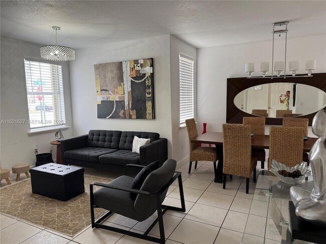 Photo - 4866 NW 108th Psge