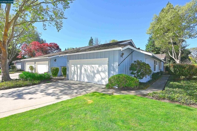 Photo - 200 Powhattan Ct