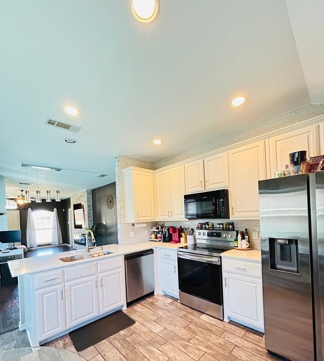 Photo - 2835 Becki Dr