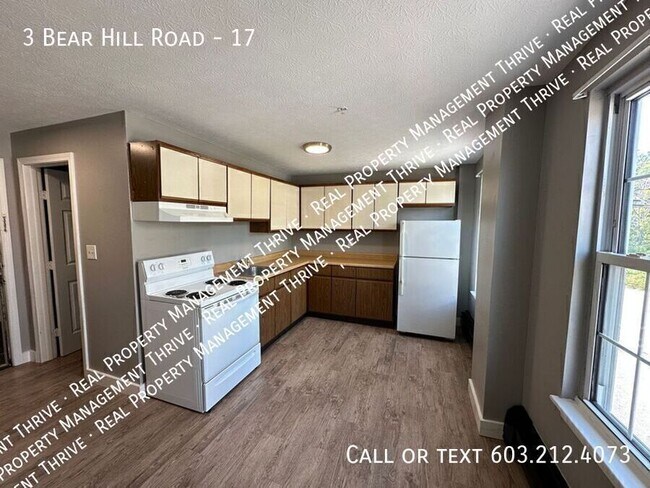 Building Photo - 3 Bear Hill Rd Unit 17