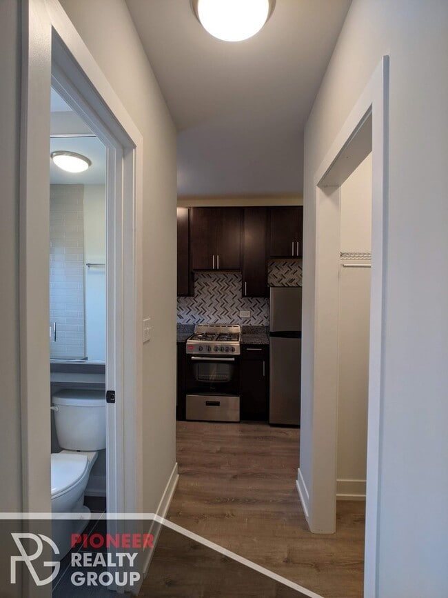 419 W Belden Ave Unit 3