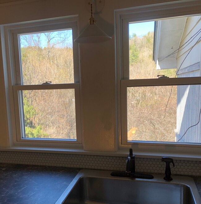 Photo - 995 Western Ave