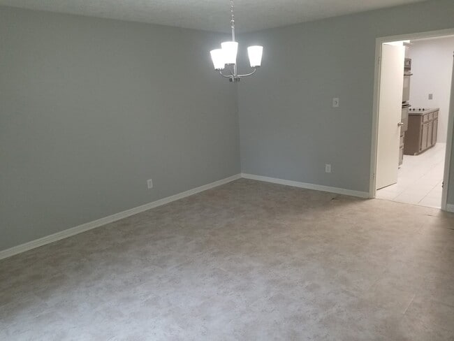 Photo - 3911 Brightwood Dr