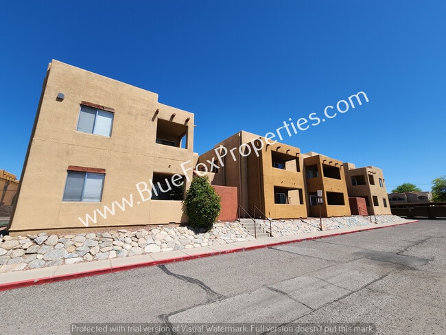 Building Photo - 1810 E Blacklidge Dr Unit 812 Rental
