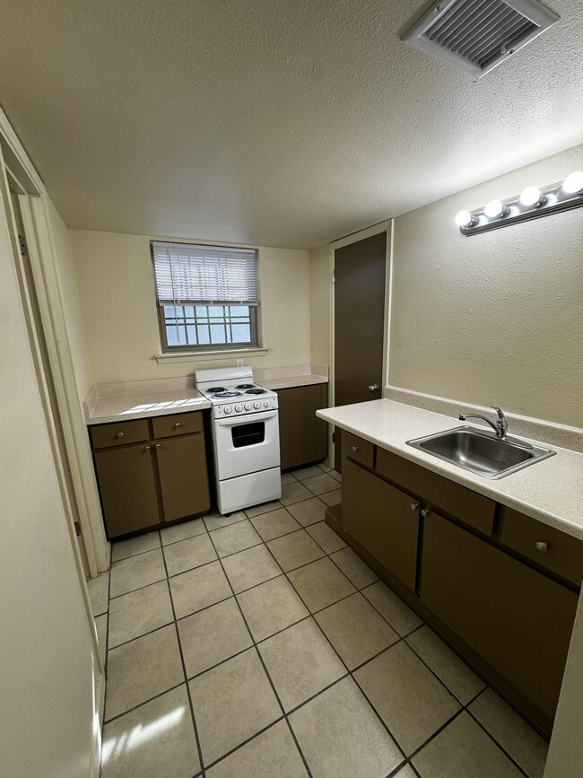 Photo - Zodiac Apartments