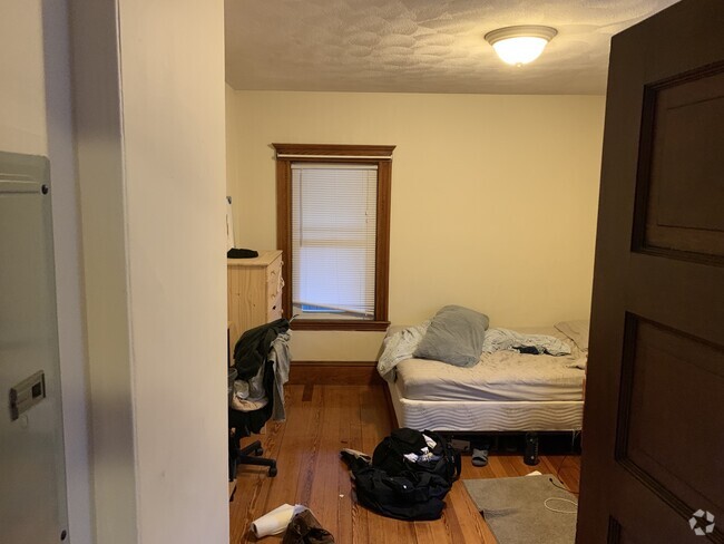 Building Photo - 258 Boston Ave Unit 3 Rental