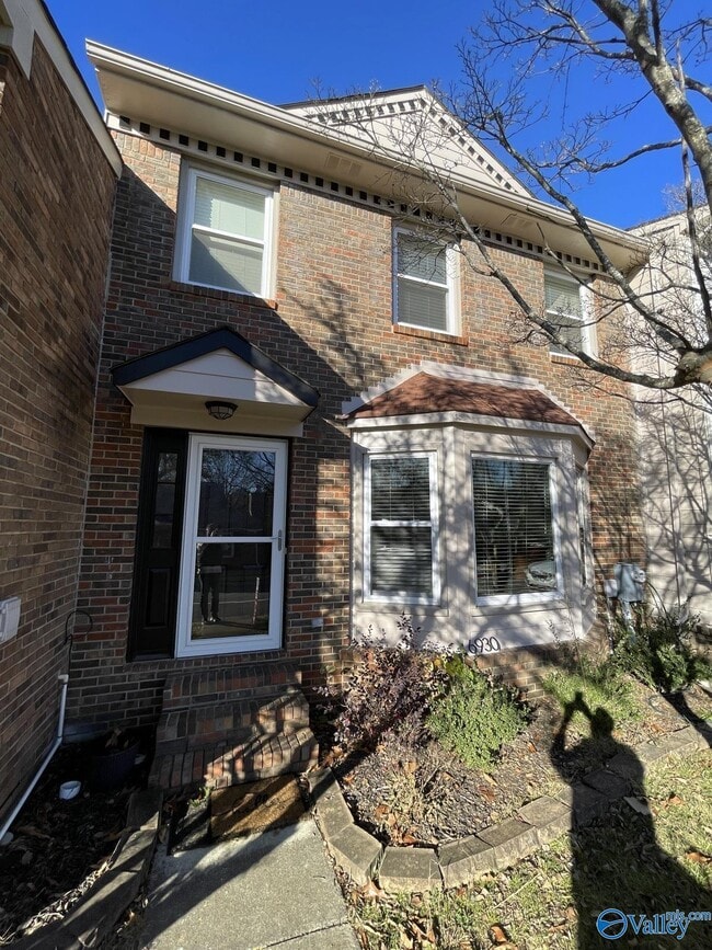 Photo - 6930 Steeplechase Dr NW