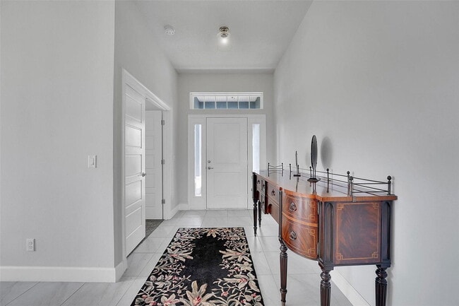 Photo - 8600 Merano Ave