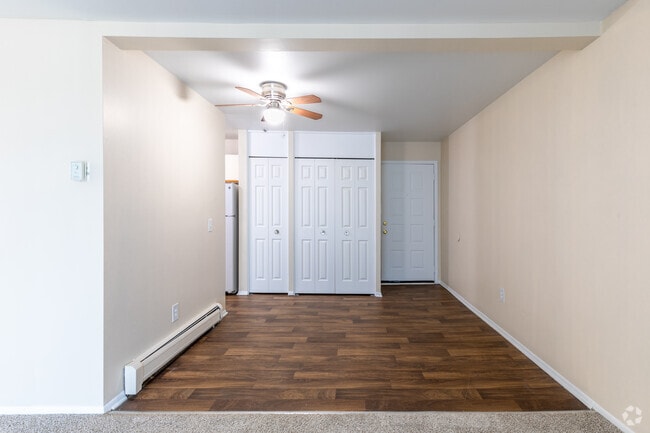 Fox Pointe Apartments