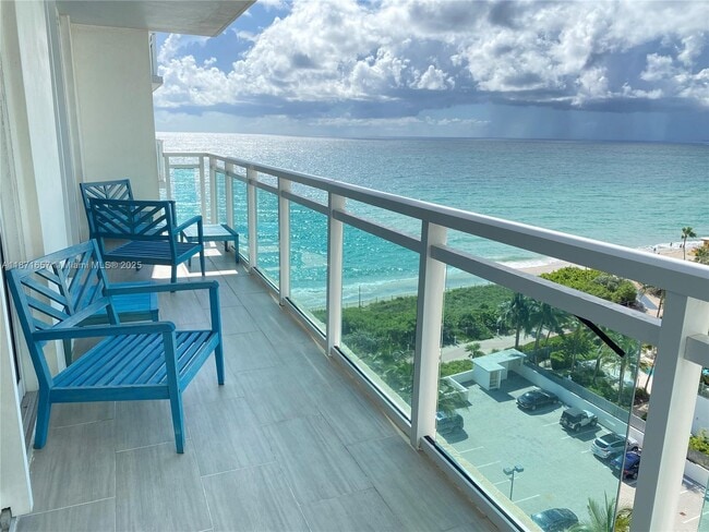 Building Photo - 6917 Collins Ave Unit 1205 Rental