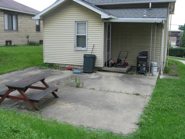 Photo - 1159 Walnut St