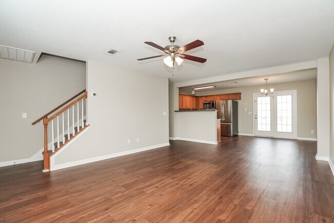 Photo - 146 Howard Woody Dr