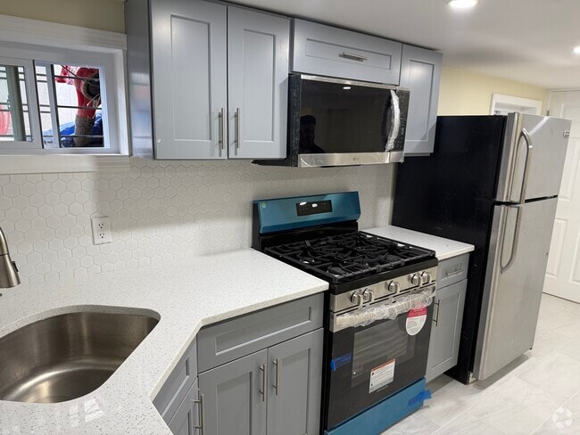 Building Photo - 15132 81st St Unit LL #2 Rental