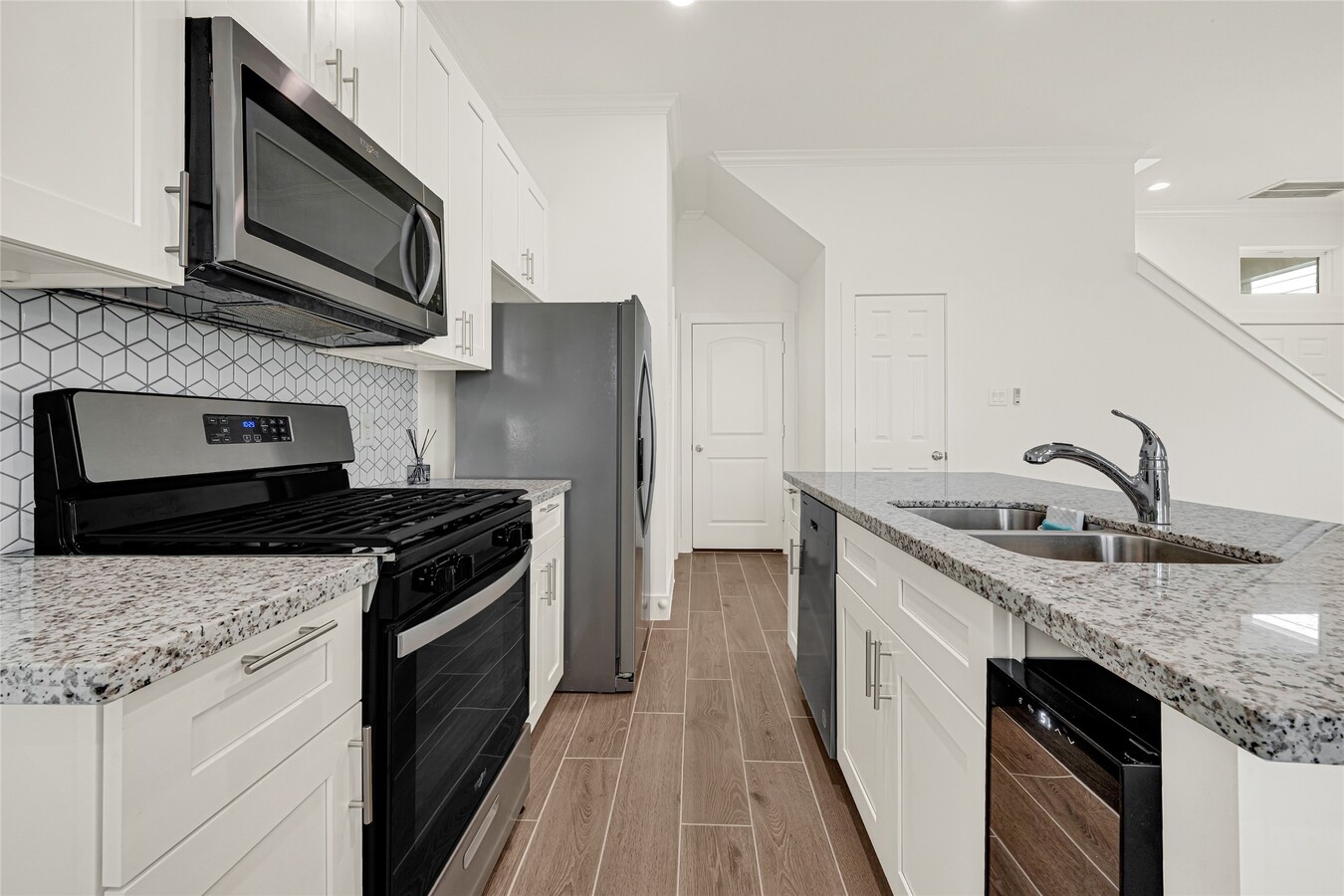 Photo - 6405 Leopold Star Ln
