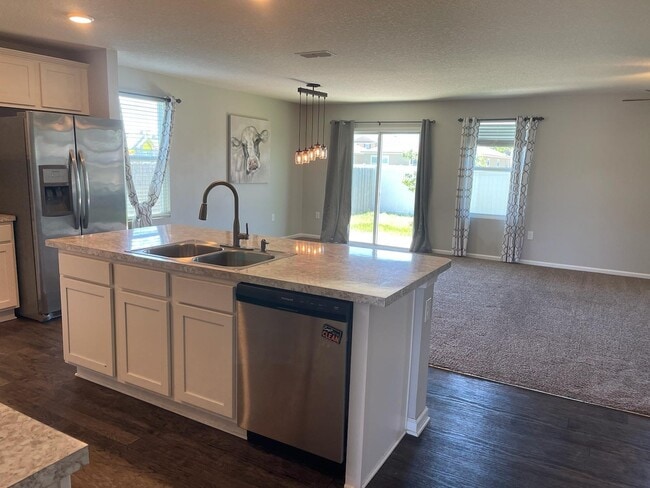 Photo - 2100 Pebble Point Dr