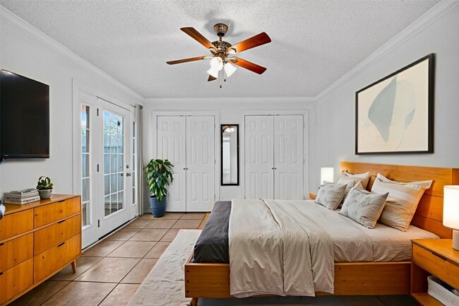 1220 Shadowdale Dr Unit 6