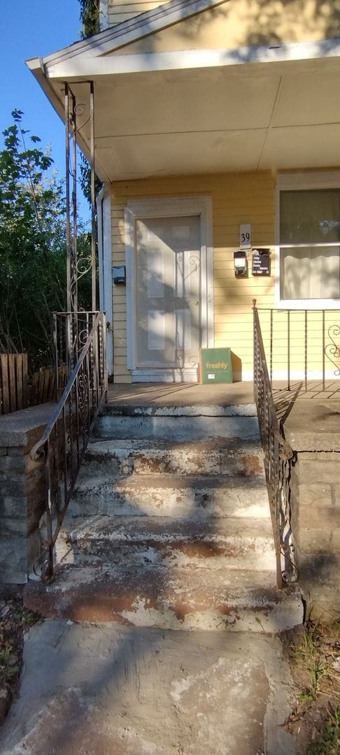 Photo - 39 Fargo Ave Unidad 3