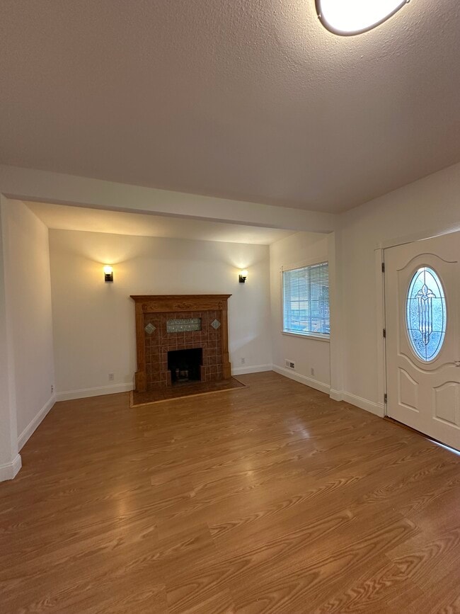 Photo - 123 Euclid Ave