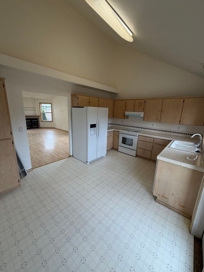 Photo - Beautiful Single Family Home In Beaverton  Showings Start 7/6
